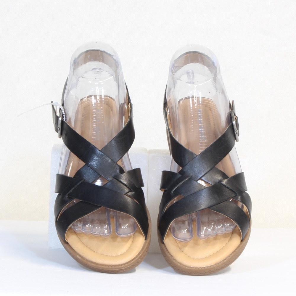 Easy Spirit Serifiona Black Strappy Adjustable Sandals